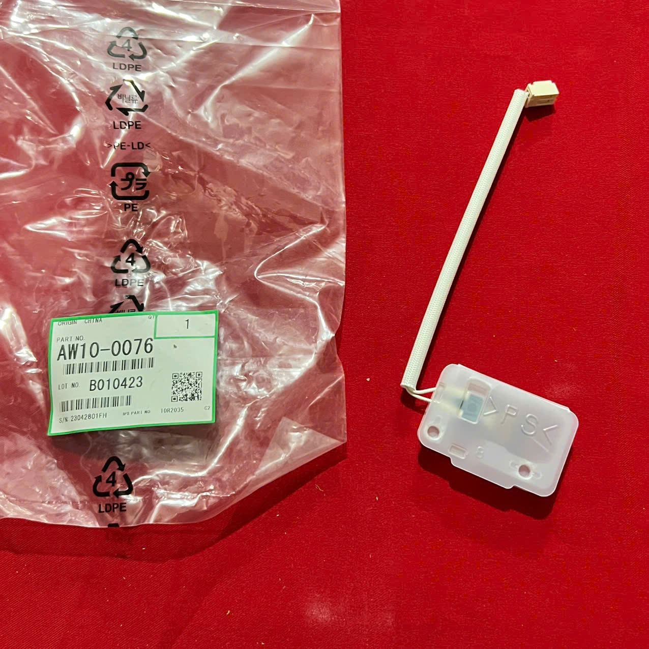 Sensor nhiệt Ricoh Aficio 1060 | 1075 | MP 9001 | MP 9002 | SP 9100DN _ AW100076_Fuser Rear Thermistor (CN1700)                                                                                         